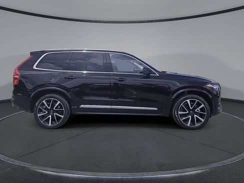 Used 2023 Volvo XC90 B5 Plus w/ Protection Package Premier AWD/4WD image 12
