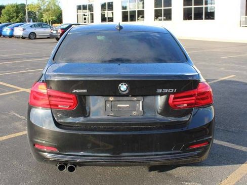 Used 2018 BMW 330i xDrive Sedan AWD/4WD image 6
