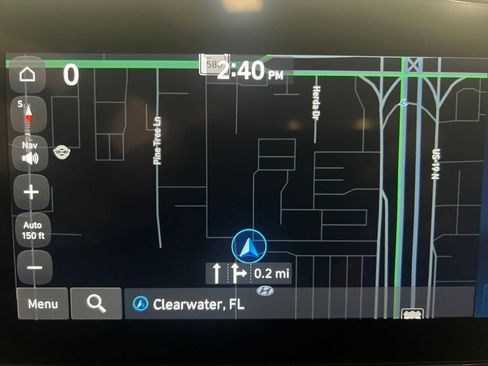 Used 2025 Hyundai Elantra SEL image 21