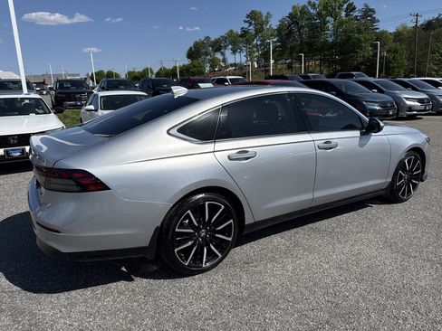 Certified 2025 Honda Accord Touring image 10