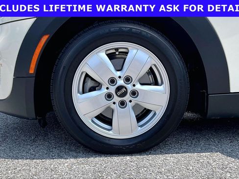 Used 2017 MINI Cooper 4-Door Hardtop FWD image 8