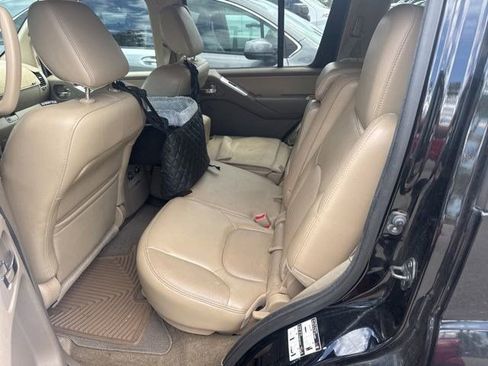 Used 2012 Nissan Pathfinder Silver image 4