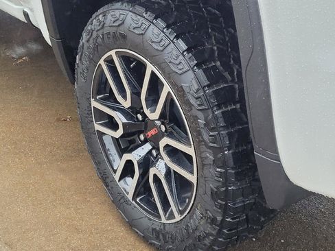 New 2026 GMC Sierra 1500 AT4 w/ AT4 Premium Package image 5