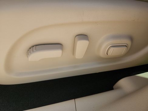 Used 2019 Nissan Murano Platinum w/ Cargo Package FWD image 14