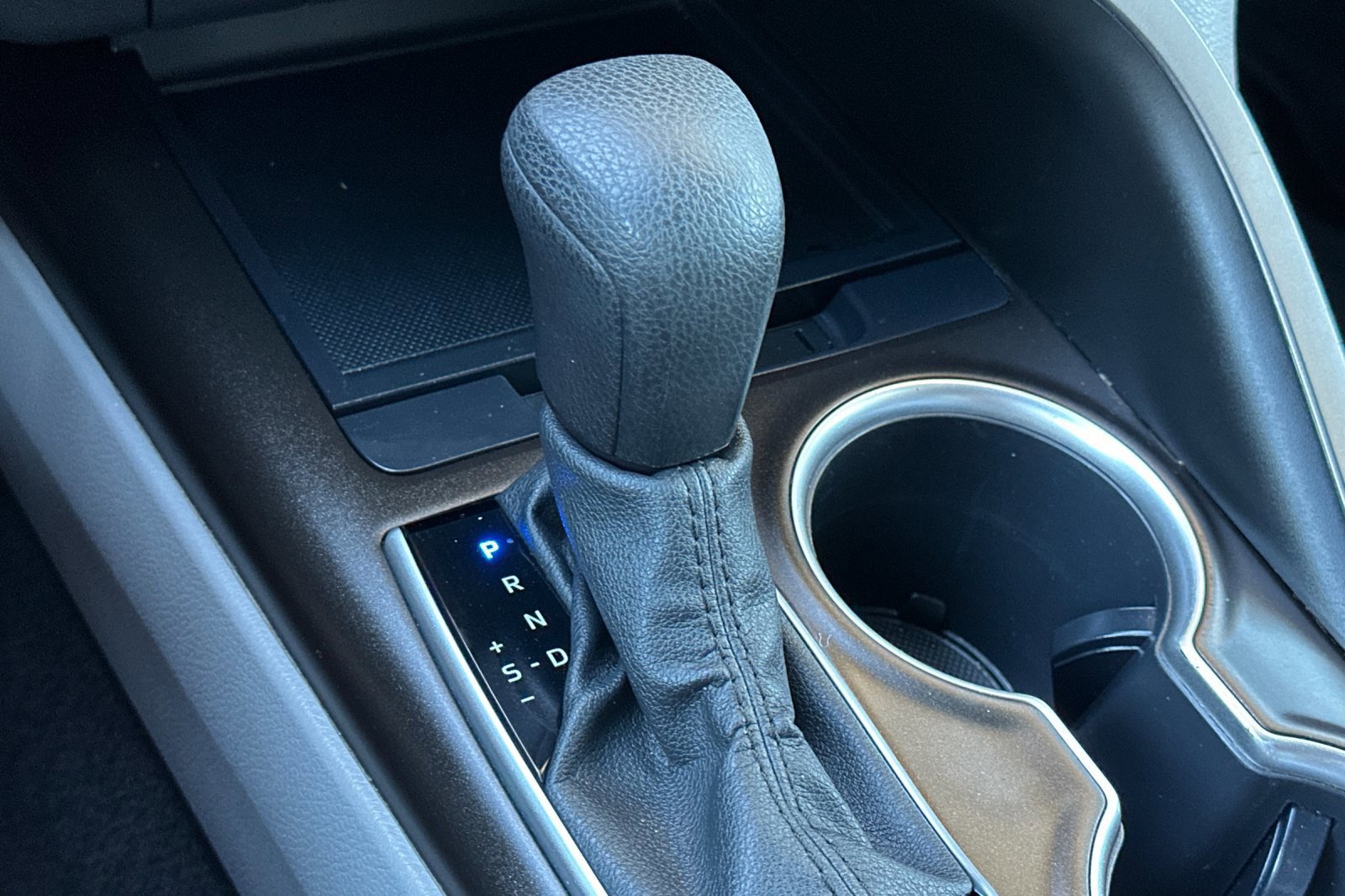 Used 2022 Toyota Camry LE FWD image 20