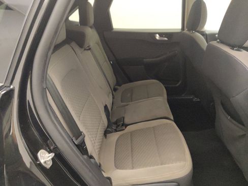 Used 2020 Ford Escape SE FWD image 19