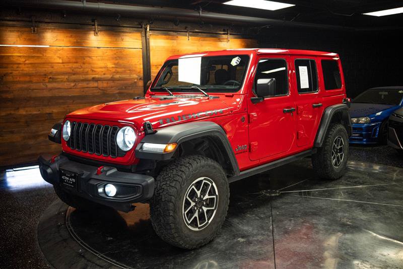 Used 2025 Jeep Wrangler Unlimited Rubicon AWD/4WD image 2