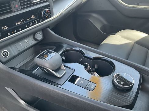 Certified 2023 Nissan Rogue SV AWD/4WD image 27