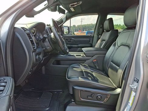 Used 2022 RAM 1500 Limited AWD/4WD image 16