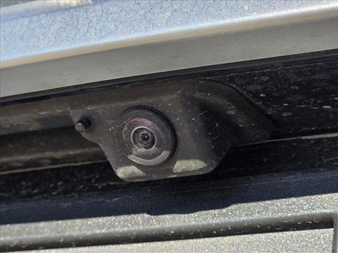 Certified 2025 Audi Q5 2.0T Premium Plus image 12