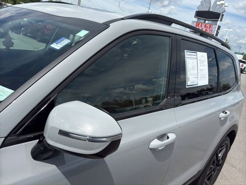 Used 2025 Kia Telluride SX Prestige X-Line image 14