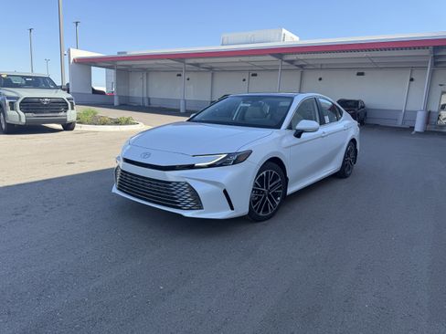 New 2026 Toyota Camry XLE FWD image 20