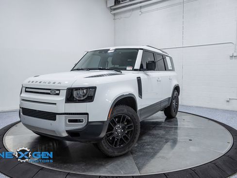Used 2023 Land Rover Defender 110 S image 3