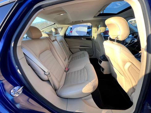 Used 2013 Ford Fusion SE image 23