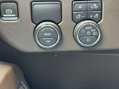 Certified 2024 Chevrolet Silverado 1500 LTZ w/ Technology Package RWD image 24