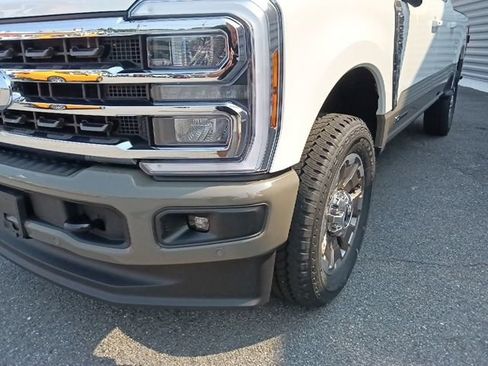 New 2026 Ford F250 King Ranch w/ FX4 Off-Road Package AWD/4WD image 9