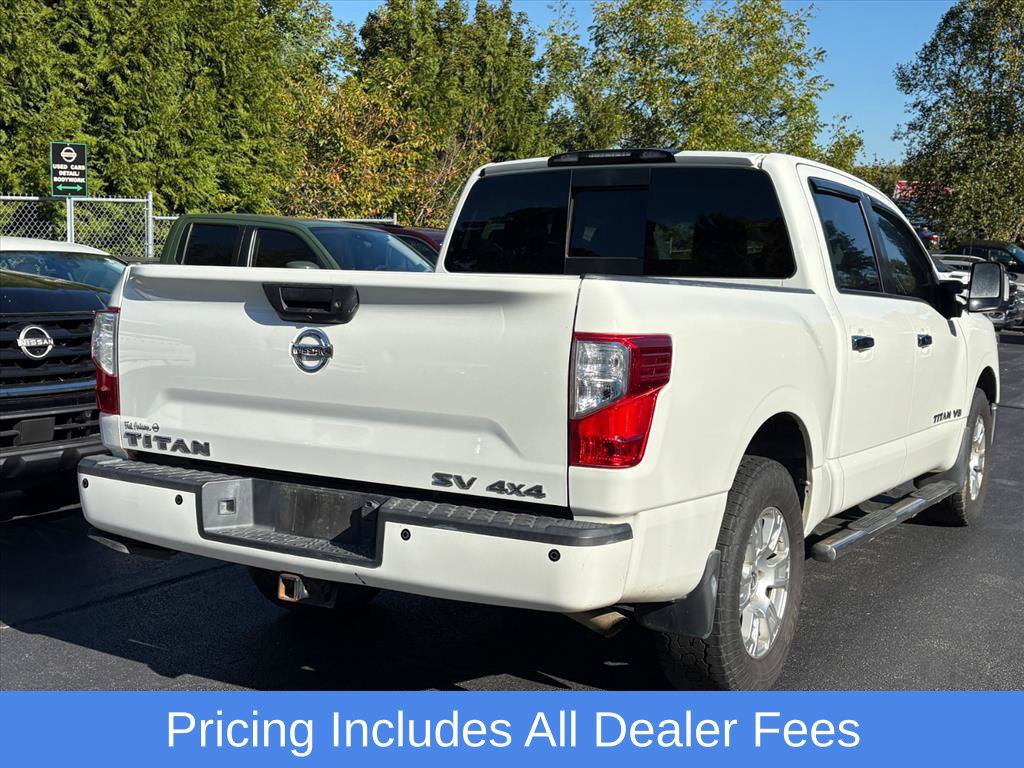 Used 2018 Nissan Titan SV w/ SV Convenience Package AWD/4WD image 6