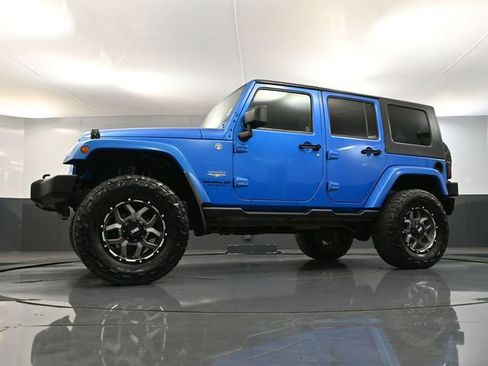 Used 2014 Jeep Wrangler Unlimited Sahara w/ Katzin Premium Leather Group image 43