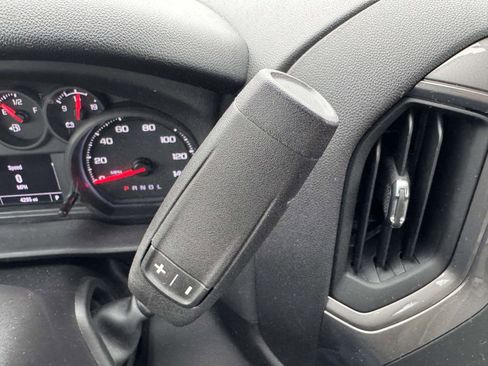 Used 2025 Chevrolet Silverado 1500 W/T image 26