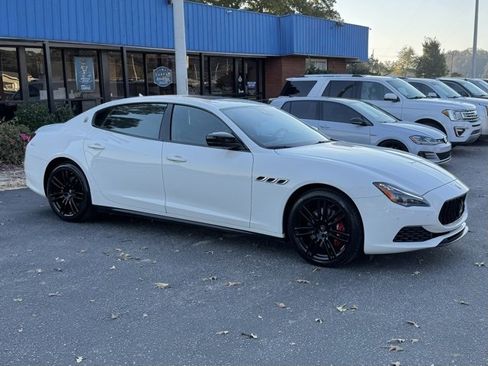 Used 2019 Maserati Quattroporte S image 8