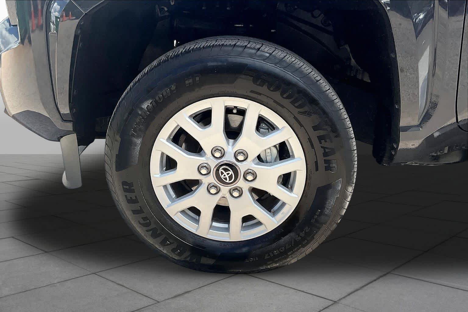 Used 2026 Toyota Tacoma SR5 RWD image 11