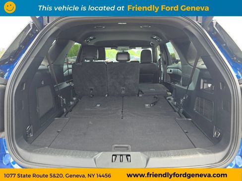 Used 2023 Ford Explorer ST-Line AWD/4WD image 12
