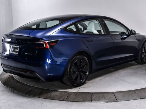 Used 2025 Tesla Model 3 Long Range AWD/4WD image 6