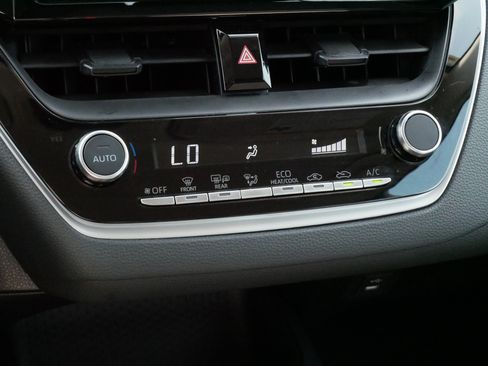 Used 2026 Toyota Corolla LE FWD image 23