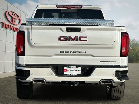 Used 2022 GMC Sierra 1500 Denali w/ Denali Reserve Package AWD/4WD image 4