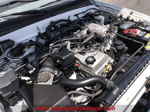 Used 2003 Toyota Tacoma PreRunner RWD image 21