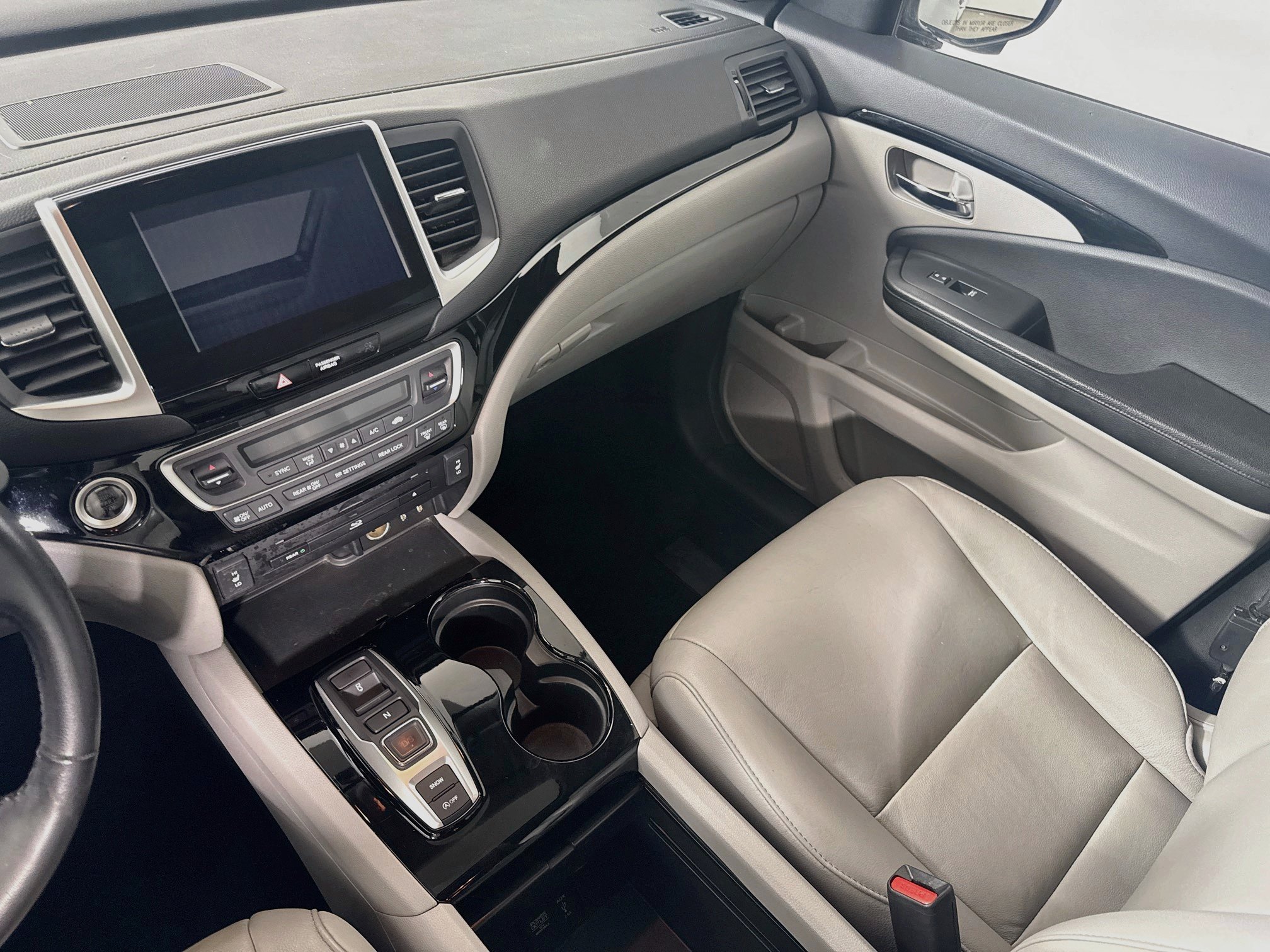 Used 2016 Honda Pilot Touring image 21