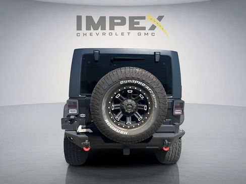 Used 2018 Jeep Wrangler Unlimited Sport AWD/4WD image 4