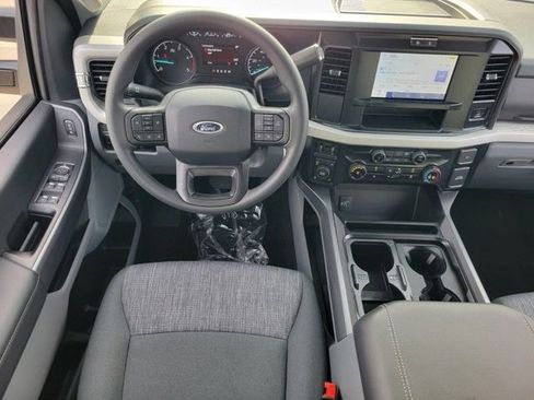 New 2026 Ford F250 XLT w/ FX4 Off-Road Package AWD/4WD image 9