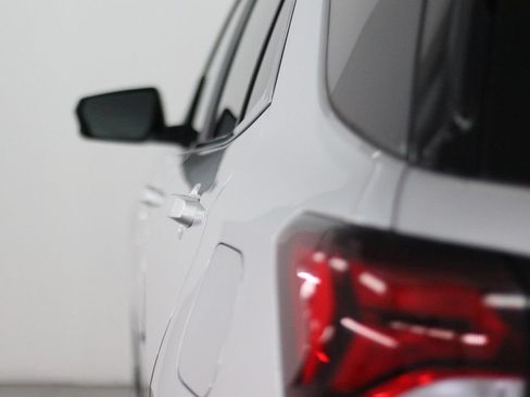 Used 2022 Chevrolet Equinox LT w/ Driver Convenience Package FWD image 60