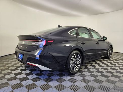 Certified 2025 Hyundai Sonata SEL FWD image 5