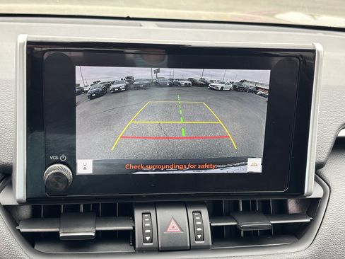 Used 2024 Toyota RAV4 Adventure AWD/4WD image 31