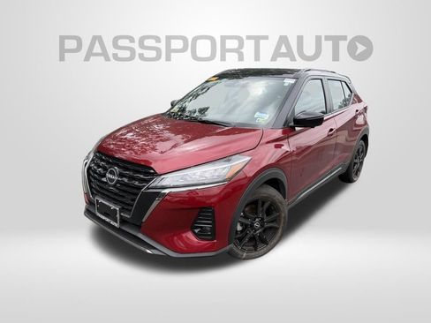 Used 2023 Nissan Kicks SR FWD image 1