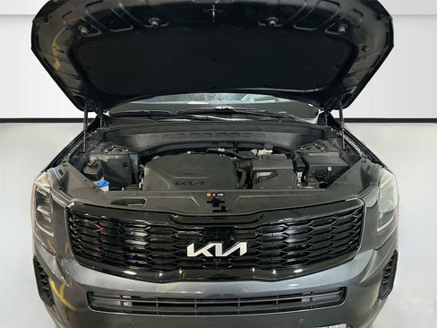Used 2022 Kia Telluride SX w/ SX Prestige Package image 34