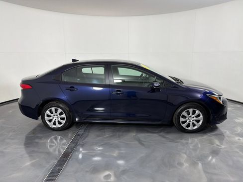 Used 2024 Toyota Corolla LE FWD image 4