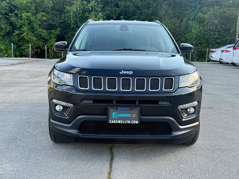 Used 2018 Jeep Compass Latitude w/ Popular Equipment Group FWD image 17