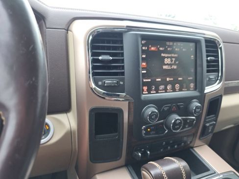 Used 2013 RAM 1500 Laramie Longhorn w/ Convenience Group RWD image 12