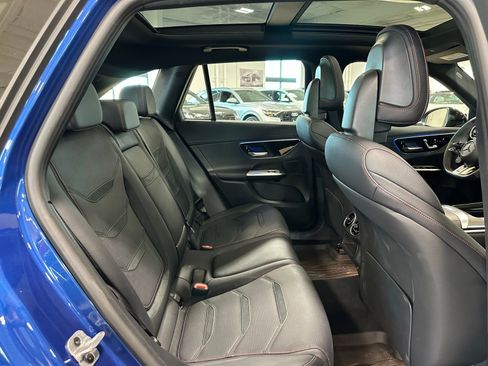 Used 2025 Mercedes-Benz GLC 43 AMG 4MATIC image 41