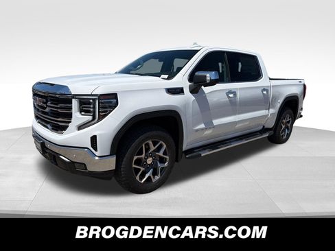 New 2026 GMC Sierra 1500 SLT w/ SLT Premium Plus Package AWD/4WD image 4