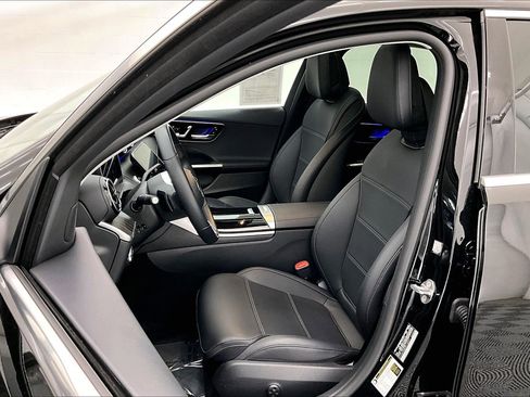 Used 2023 Mercedes-Benz C 300 Sedan image 16