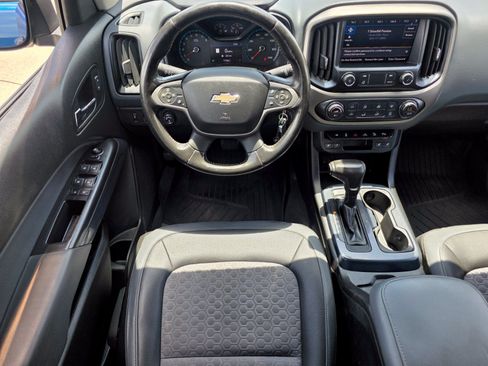 Used 2019 Chevrolet Colorado Z71 AWD/4WD image 11