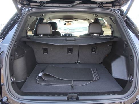 Used 2021 Chevrolet Equinox Premier image 21