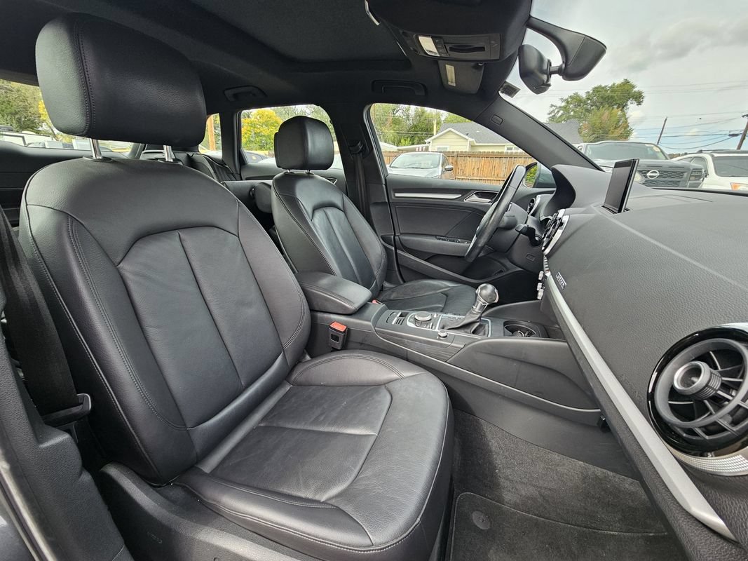 Used 2016 Audi A3 e-tron Premium FWD image 4