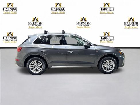 Used 2023 Audi Q5 2.0T Premium w/ Convenience Package AWD/4WD image 5