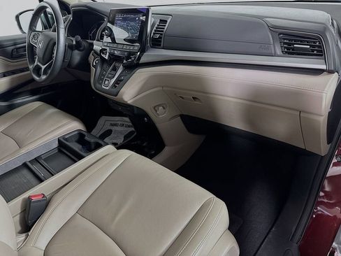 Used 2018 Honda Odyssey Touring image 37