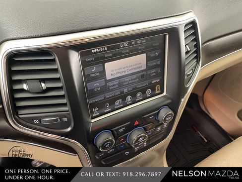 Used 2014 Jeep Grand Cherokee Limited w/ Luxury Group II image 31